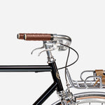 E-JITENSHA Tokyo Black with fenders and basket