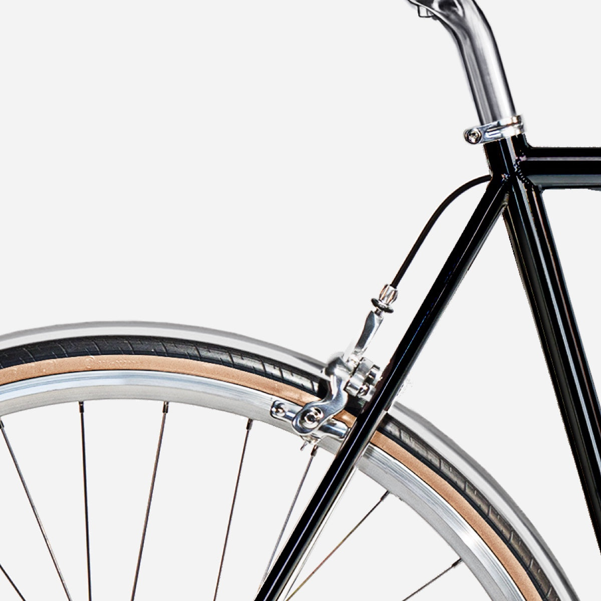 E-JITENSHA Tokyo Black with fenders and basket