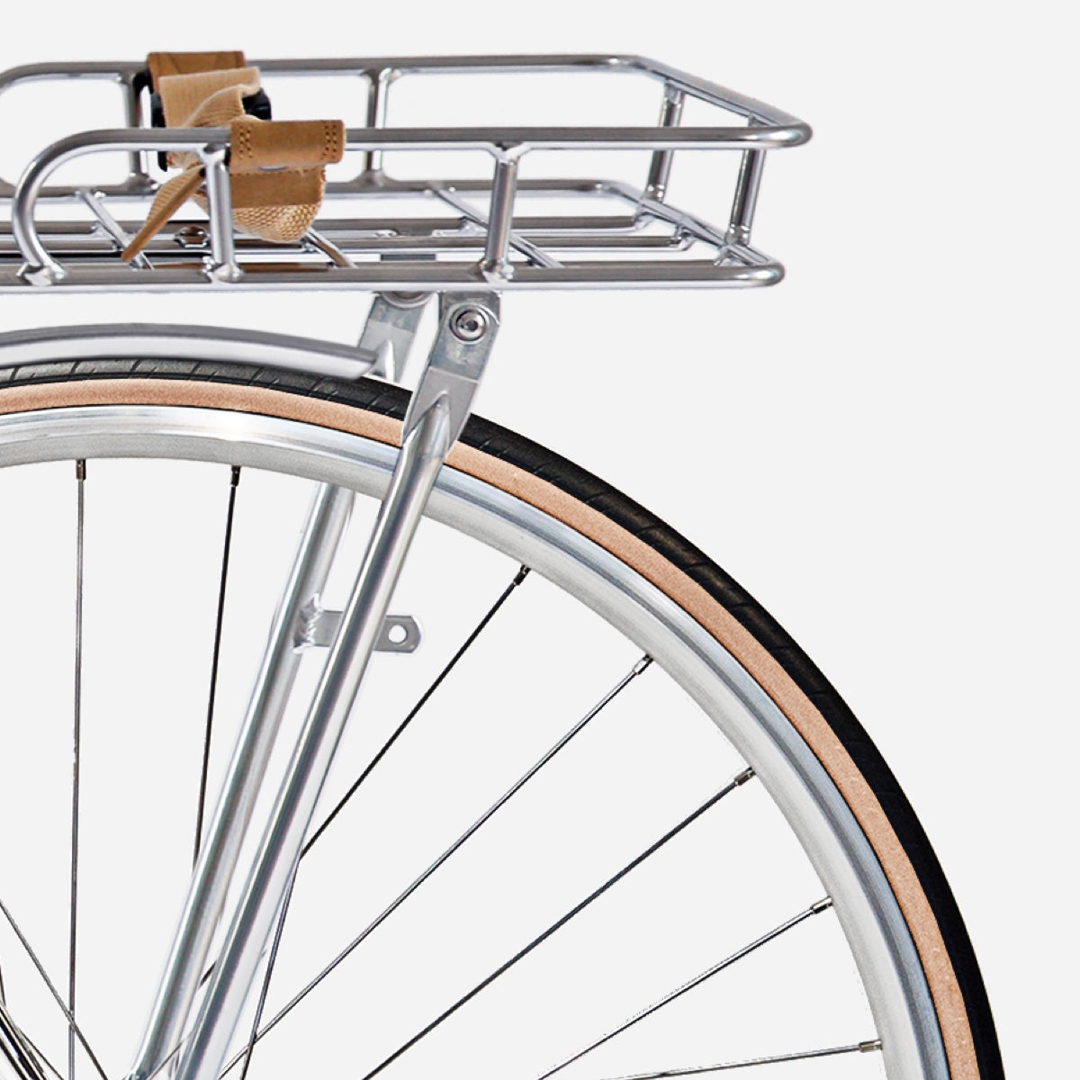 E-JITENSHA Tokyo Black with fenders and basket